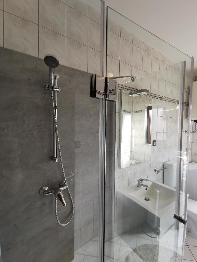 רוביני Apartment Lara מראה חיצוני תמונה