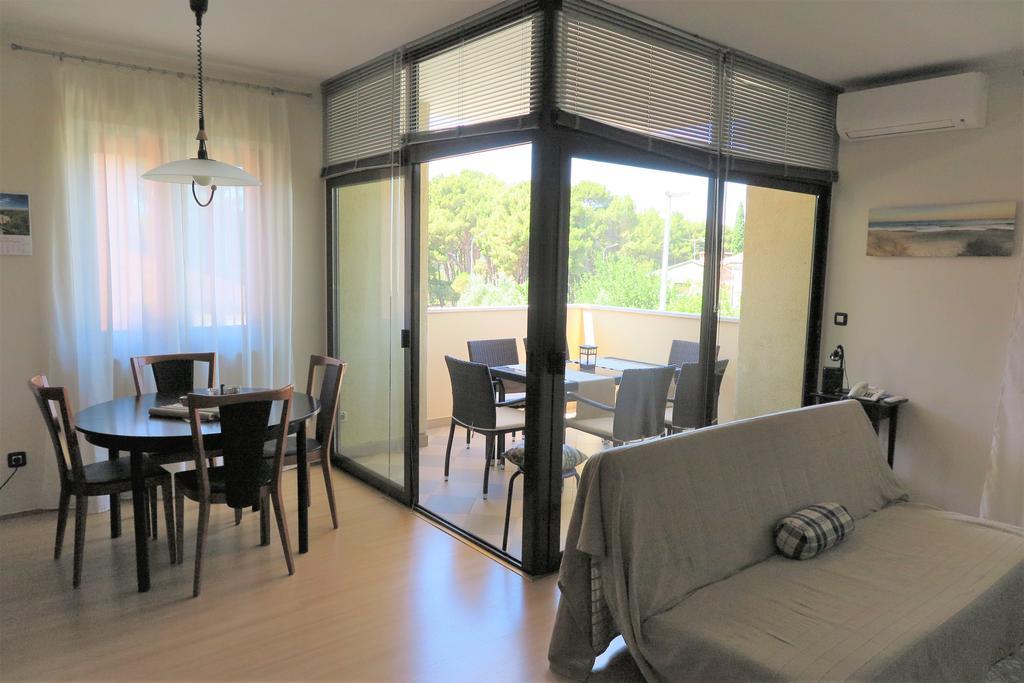 רוביני Apartment Lara מראה חיצוני תמונה